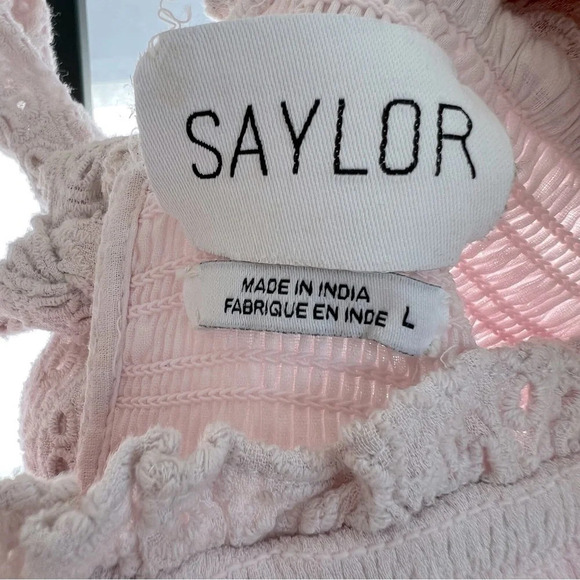 Saylor Demetria Square Neck Smock Floral Eyelet Mini Dress Lilac Large Feminine - Picture 3 of 6